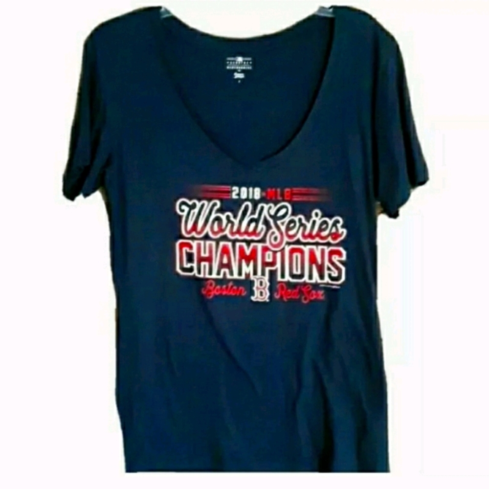 NWT Women's Boston Red Sox tshirt